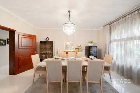 Vilă de vânzare în Dubai Land, Dubai, EAU 4 dormitoare, 496 mp. №661055 - poză 7