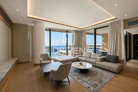 Apartamento para venda em Jumeirah, Dubai, EAU 3 quartos, 250.65 m2 № 758981 - foto 2