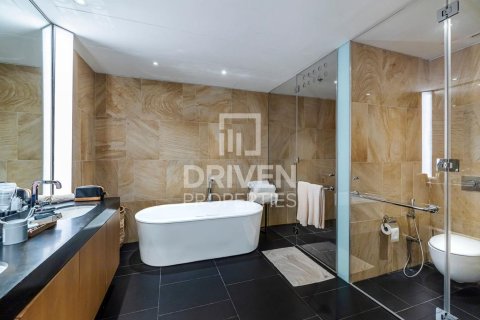 Huoneisto Jumeirah, Dubai, Arabiemiraatit 1 makuuhuone, 150.41 m2 № 758980 - kuva 13