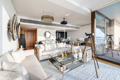Huoneisto Jumeirah, Dubai, Arabiemiraatit 1 makuuhuone, 150.41 m2 № 758980 - kuva 8