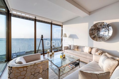 Huoneisto Jumeirah, Dubai, Arabiemiraatit 1 makuuhuone, 150.41 m2 № 758980 - kuva 3