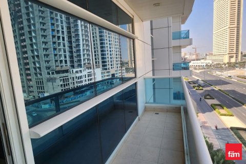 Apartment til salg i Dubai, UAE 2 soveværelser, 105.8 kvm № 711364 - foto 15