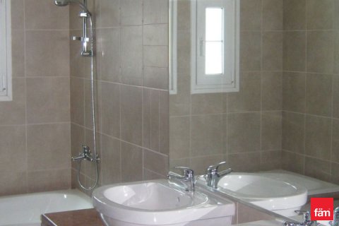 Villa in affitto a Dubai, EAU 3 camere da letto, 317.1 mq. № 711367 - foto 12