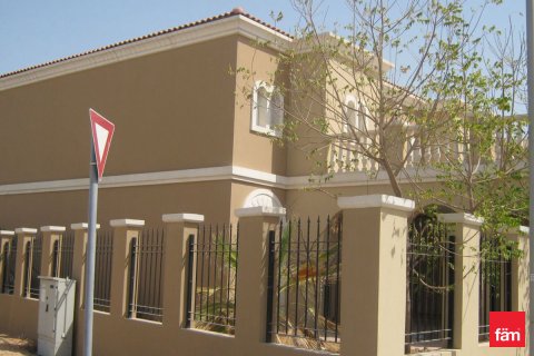 Villa in affitto a Dubai, EAU 3 camere da letto, 317.1 mq. № 711367 - foto 5