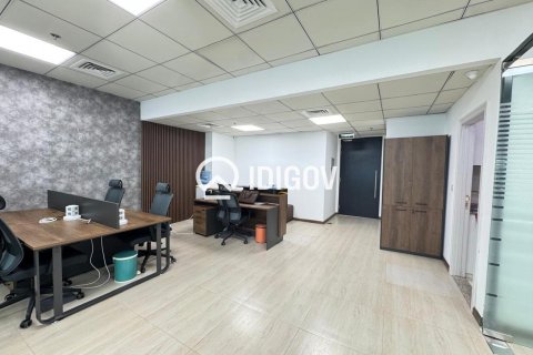 Oficina en alquiler en Business Bay, Dubai, EAU 78 m2 № 698797 - foto 3