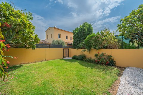 Radový dom v Arabian Ranches, Dubai, SAE 2 spálne, 175 m2 č. 698798 - Fotografia 3