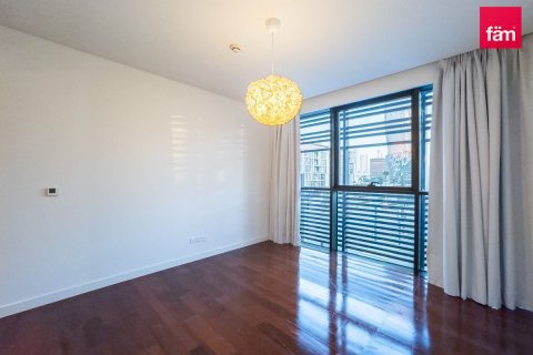 Appartement à louer à Al Wasl, Dubai, EAU 3 chambres, 233.4 m2 № 641701 - photo 11