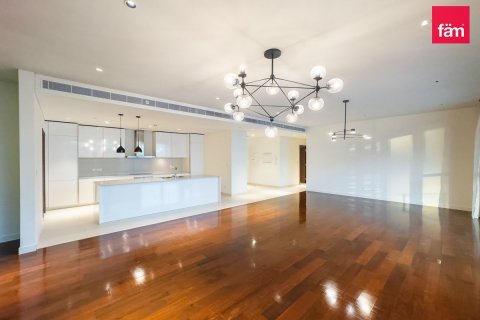 Appartement à louer à Al Wasl, Dubai, EAU 3 chambres, 233.4 m2 № 641701 - photo 6