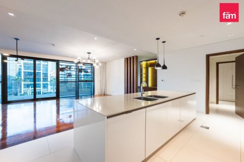 Appartement à louer à Al Wasl, Dubai, EAU 3 chambres, 233.4 m2 № 641701 - photo 1