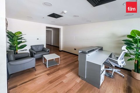Oficina en alquiler en Dubai, EAU 104.2 m2 № 641697 - foto 1