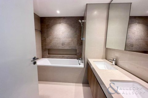 Downtown Dubai (Downtown Burj Dubai), UAE의 임대용 아파트 침실 2개, 112제곱미터 번호 668174 - 사진 16