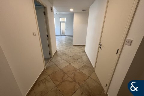 Byt v Motor City, Dubai, SAE 3 ložnice, 179 m² Č.: 668257 - fotografie 2