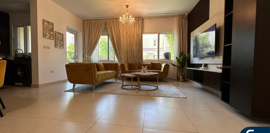 Villa i Dubai Land, Dubai, Emiratene 3 soverom, 174 kvm nr. 668172