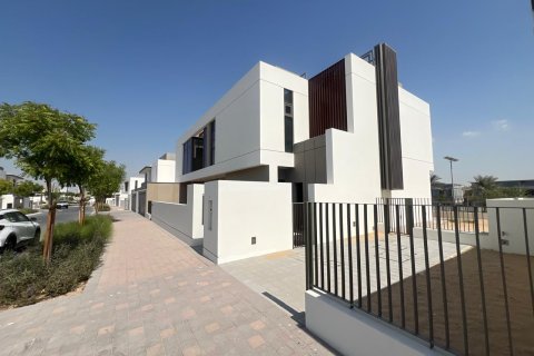 Villa en alquiler en Al Furjan, Dubai, EAU 4 dormitorios, 450.15 m2 № 750689 - foto 2