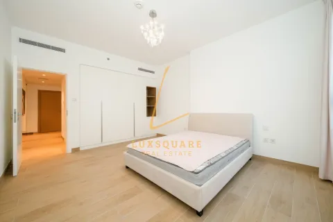 Huoneisto Jumeirah, Dubai, Arabiemiraatit 3 makuuhuonetta, 193 m2 № 658748 - kuva 19