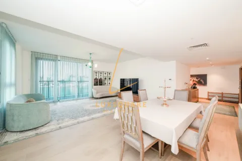 Huoneisto Jumeirah, Dubai, Arabiemiraatit 3 makuuhuonetta, 193 m2 № 658748 - kuva 7