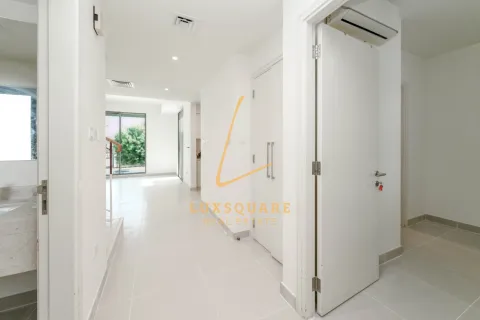 Villa en alquiler en Dubai Hills Estate, Dubai, EAU 3 dormitorios, 203 m2 № 658750 - foto 6