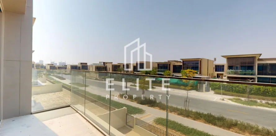 Βίλα σε Dubai Hills Estate, Dubai, ΗΑΕ 4 υπνοδωμάτια, 691 τ.μ. Αρ. 741371