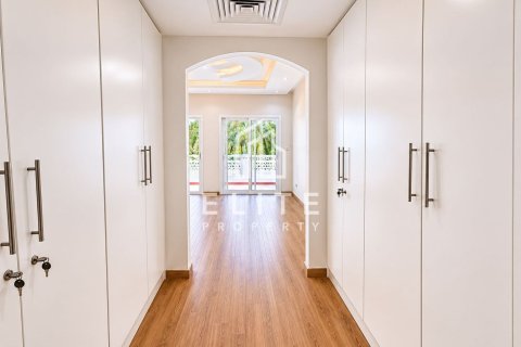 Villa til leie i Meadows, Dubai, Emiratene 4 soverom, 332 kvm Nr. 741369 - Foto 13