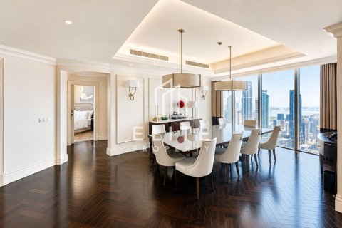 Penthouse do wynajęcia w Downtown Dubai (Downtown Burj Dubai), Dubai, ZEA 4 sypialnie, 264 mkw., nr 741368 - zdjęcie 2