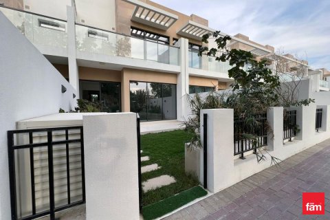 Řadový dům v Dubai, SAE 3 ložnice, 150 m² Č.: 687555 - fotografie 19