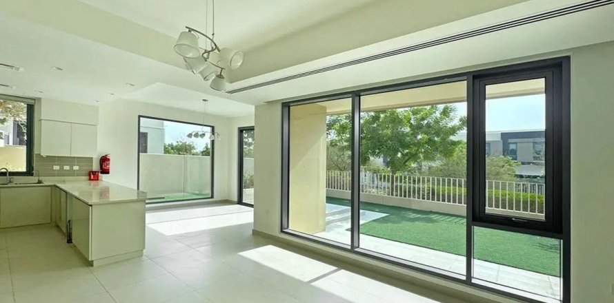Huvila Dubai Hills Estate, Arabiemiraatit 5 makuuhuonetta, 301.2 m2 № 659288