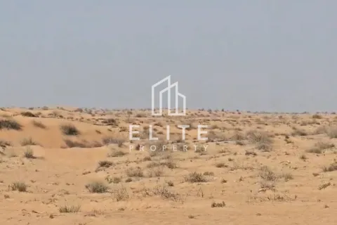 Купити земельна ділянка в Умм-эль-Кайвайн, ОАЕ № 638618 - фото 2