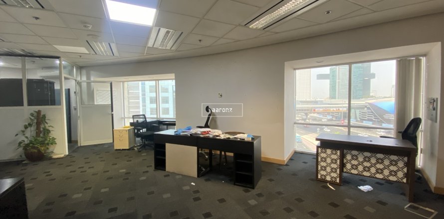 Opisina sa Sheikh Zayed Road, Dubai, UAE 149.6 sq.m. № 640767