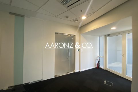مكتب للإيجار في Sheikh Zayed Road، دبي، الإمارات العربية المتحدة 149.6 متر مربع ، رقم 640767 - صورة 6