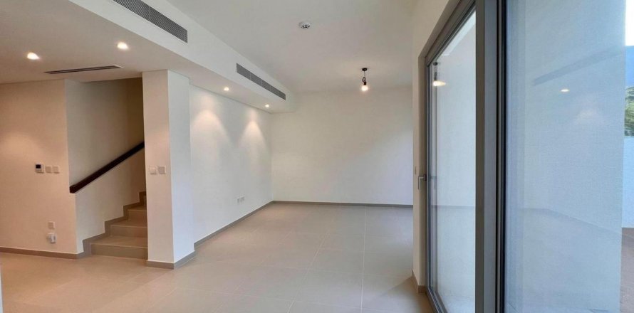 Řadový dům v Tilal Al Ghaf, Dubai, SAE 3 ložnice, 140 m² Č.: 638069