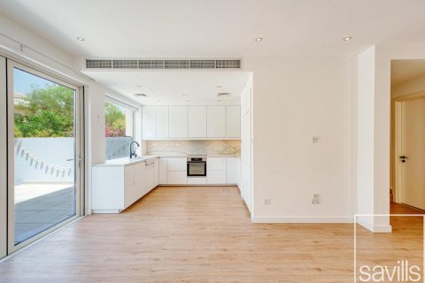 Városi lakóépület itt: The Springs, Dubai, EAE, 2 hálószoba, 153 m², azonosító: 638068 - fénykép 13