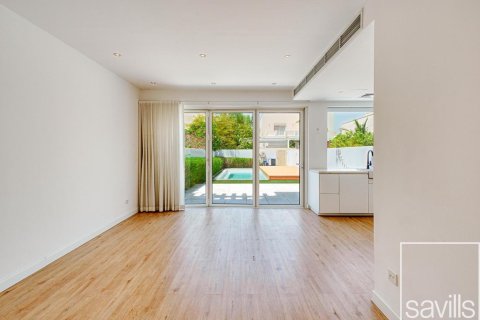 Townhouse in The Springs, Dubai, UAE 2 bedrooms, 153 sq.m. № 638068 - photo 15