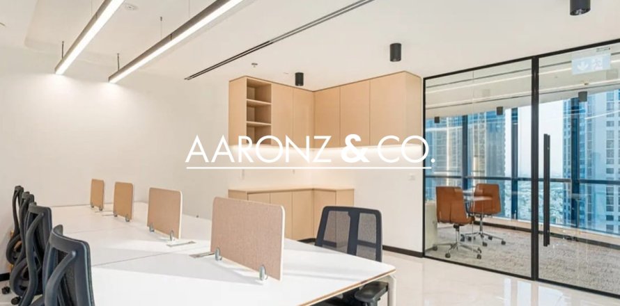 Kancelarija u Jumeirah Lake Towers, Dubai, UAE 101 m2 Br. 680092