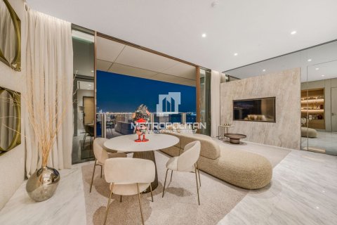 Apartment til salg i Palm Jumeirah, Dubai, UAE 2 soveværelser, 220 kvm № 295814 - foto 3