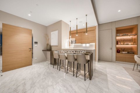 Apartment til salg i Palm Jumeirah, Dubai, UAE 2 soveværelser, 220 kvm № 295814 - foto 7