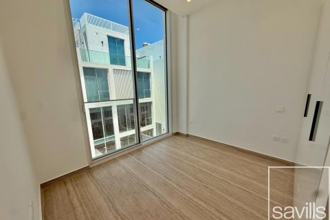 Vila v Al Barari, Dubai, SAE 4 spálne, 179.67 m2 č. 747119 - Fotografia 5