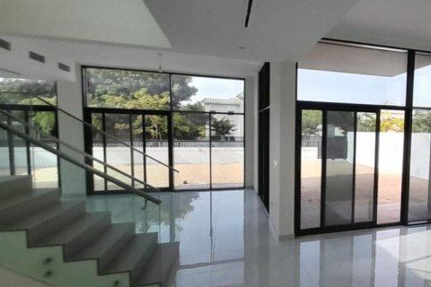 Villa til salgs i Al Furjan, Dubai, Emiratene 4 soverom, 570 kvm Nr. 703089 - Foto 5