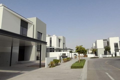 Villa til salgs i Al Furjan, Dubai, Emiratene 4 soverom, 570 kvm Nr. 703089 - Foto 10