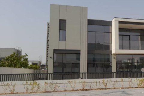 Villa til salgs i Al Furjan, Dubai, Emiratene 4 soverom, 570 kvm Nr. 703089 - Foto 8