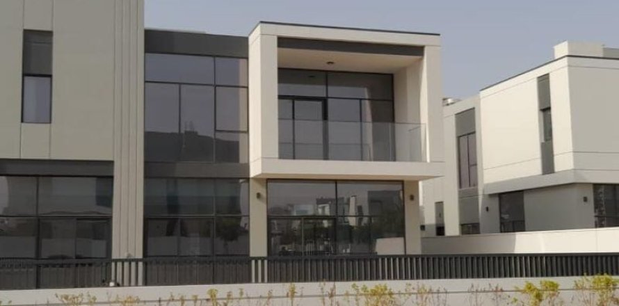 Villa i Al Furjan, Dubai, Emiratene 4 soverom, 570 kvm nr. 703089