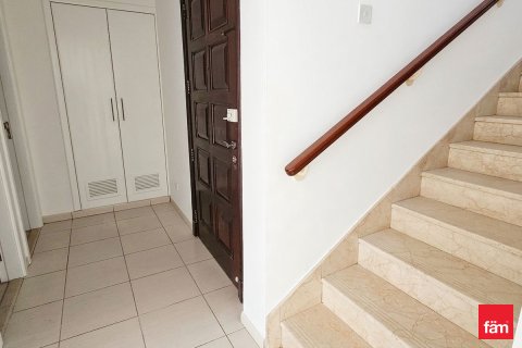 Adosado en alquiler en Dubai, EAU 3 dormitorios, 274.3 m2 № 712699 - foto 16