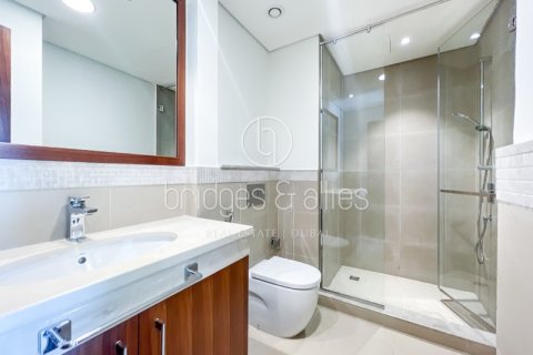 Apartment sa Downtown Dubai (Downtown Burj Dubai), UAE 1 silid-tulugan, 81 sq.m. № 670031 - larawan 18