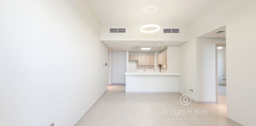 Apartment in Dubai Hills Estate, UAE 2 bedrooms, 97 sq.m. № 670030