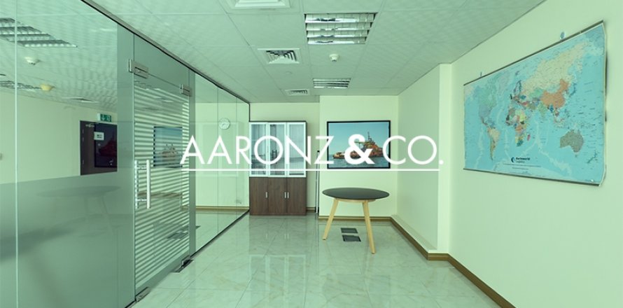 Jumeirah Lake Towers, Dubai, BAE’de office 60.9 m&sup2; No 641887