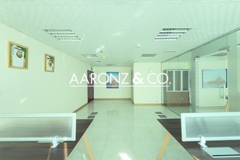 Jumeirah Lake Towers, Dubai, BAE’de kiralık office 60.9 m&sup2; No 641887 - fotoğraf 5