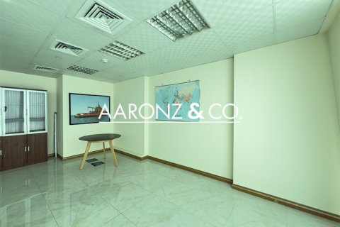 Jumeirah Lake Towers, Dubai, BAE’de kiralık office 60.9 m&sup2; No 641887 - fotoğraf 2