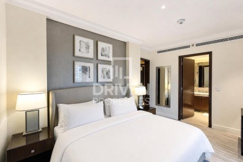 Lägenhet uthyres i Downtown Dubai (Downtown Burj Dubai), Dubai, UAE 2 sovrum, 134.8 kvm Nr. 765648 - fotografi 11