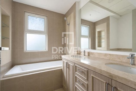Vilë në Serena, Dubai, Emiratet e Bashkuara Arabe 3 dhoma gjumi, 282.52 m2. № 765650 - Foto 17