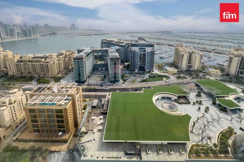 Apartment in Palm Jumeirah, Dubai, UAE 47.1 sq.m. № 629366 - photo 2