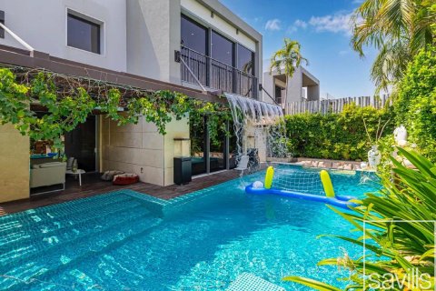 Villa en alquiler en Dubai Hills Estate, Dubai, EAU 4 dormitorios, 431.16 m2 № 766834 - foto 1